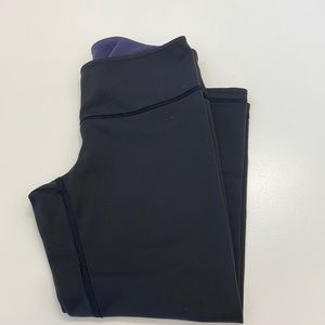 Lululemon Crop Workout Reversible Leggings